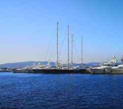 Flisvos Marina