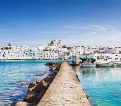 7 Days Paros Itinerary – Cyclades: Naxos, Ios, Santorini, Folegandros, Sifnos, Mykonos