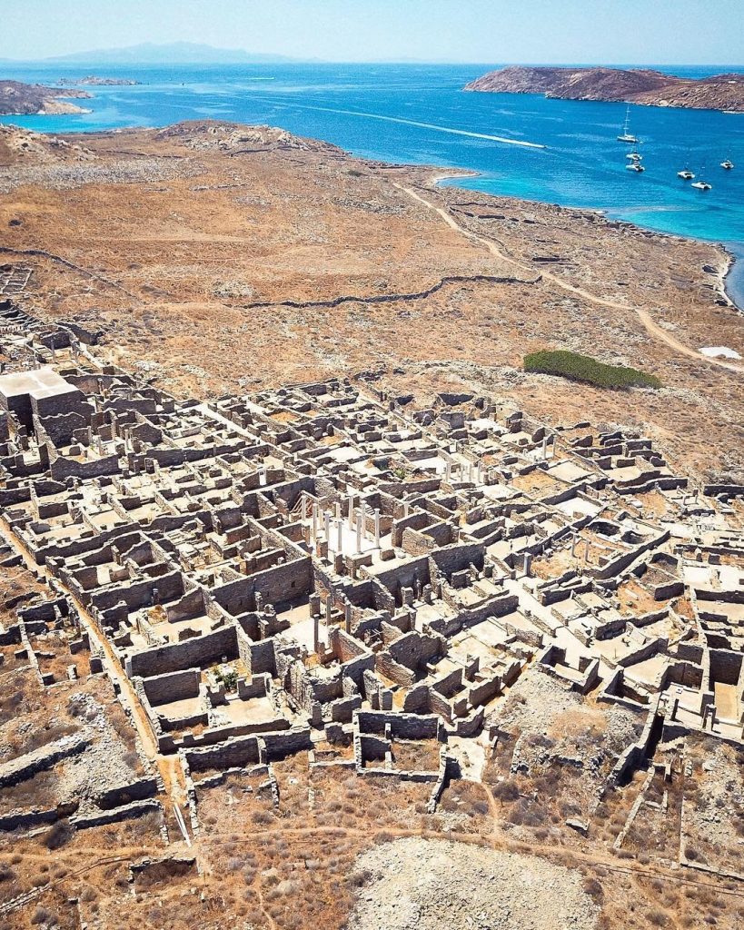Aerial view of Delos by @vibrantscene.