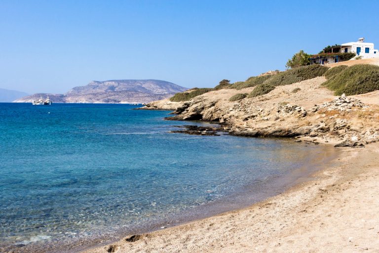 Skhinousa Yacht Charter Greece