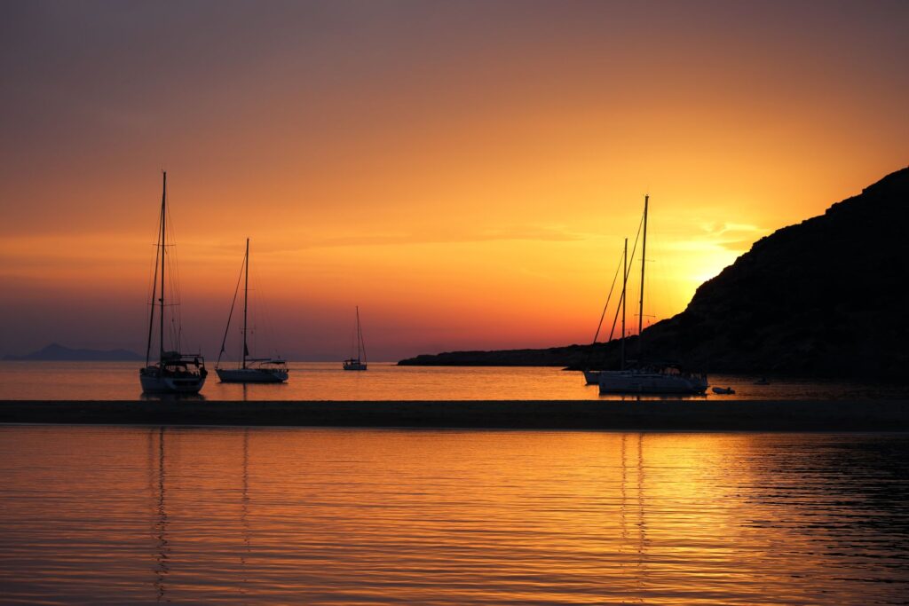 Kolona Kythnos Yacht Charters
