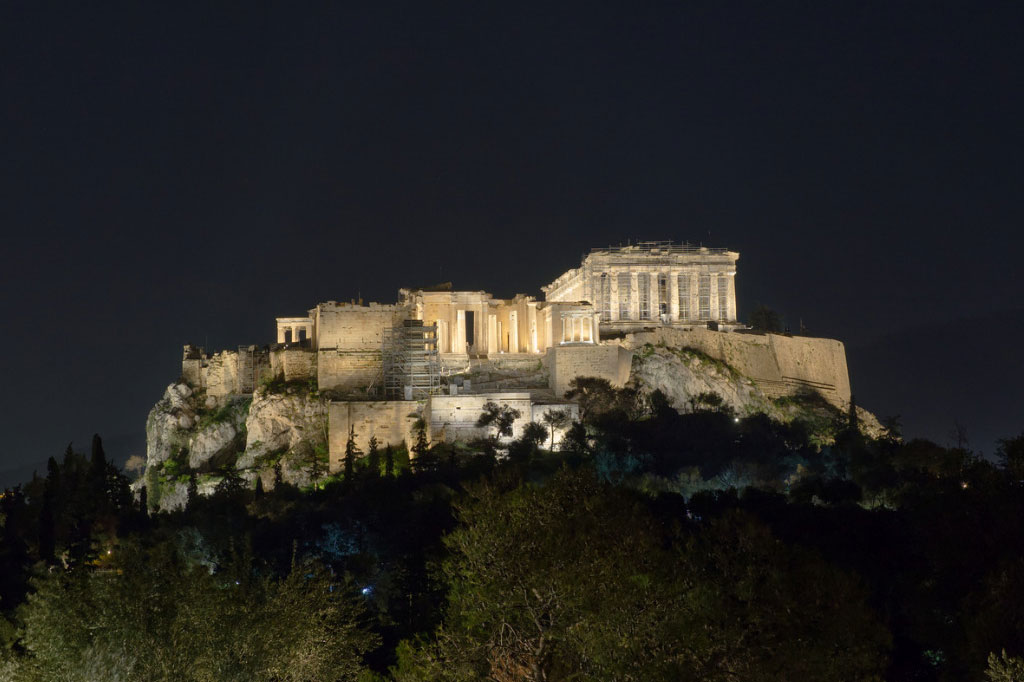 What activities can I do on my crewed charter? You could, for instance, charter the Acropolis for a private dinner - it's been done before. In low tens of thousands, you could dine in another ancient ruin. If you're looking for something special, inquire and let us know what the special occasion is...