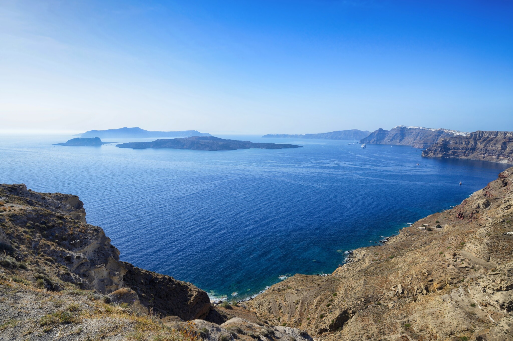 Santorini yacht charter anchorage