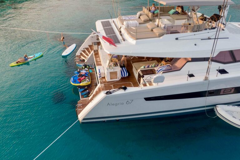 luxury-charter-catamaran-serenissima-at-anchor in Greece.