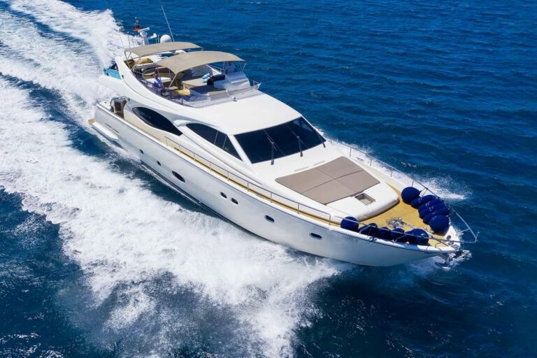 Motor Yacht LUNA ROSSA cruising in Greece.