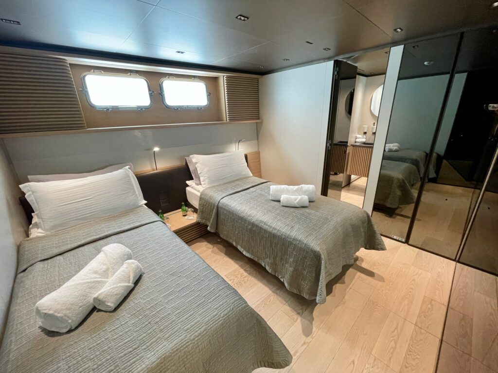 BESTIA's twin cabin with two beds set apart