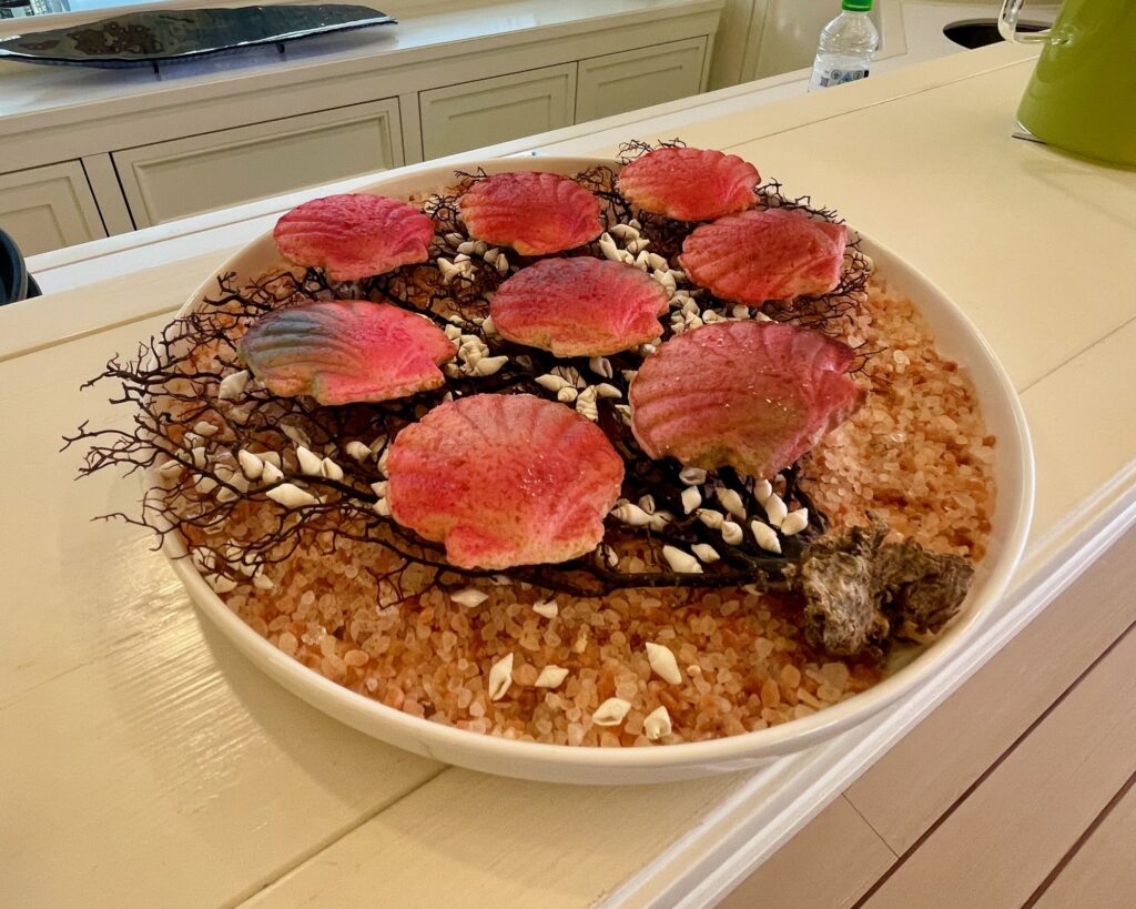 BOJI, the pink shell cookies