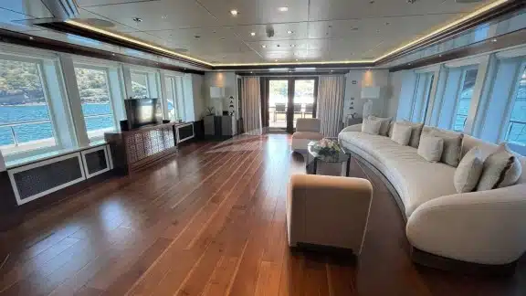 Main Salon