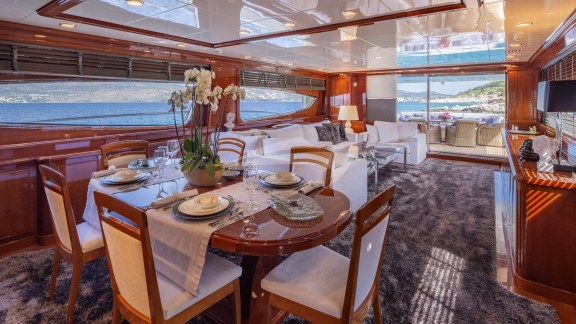 Motor Yacht Divine main saloon