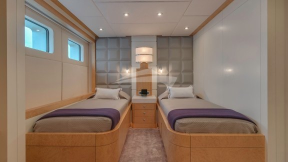 Image of MIZU yacht #15