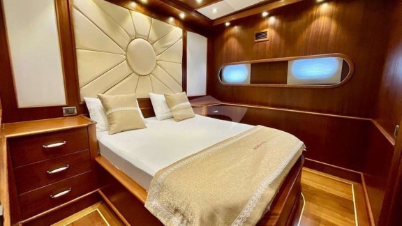 Image of QUESTA VITA yacht #6