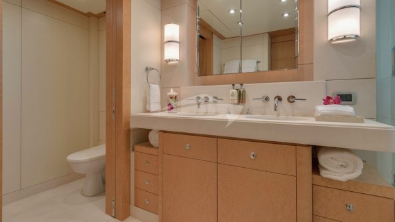 Image of MIZU yacht #16