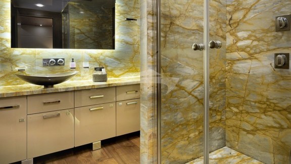 Image of QUEEN MARE yacht #25