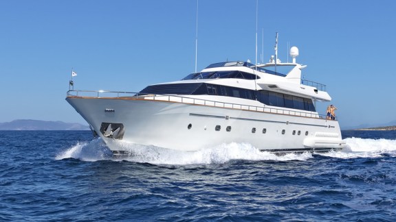 Image of MARTINA yacht #24