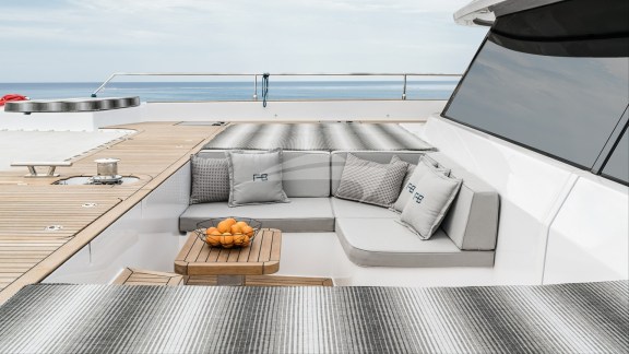 sunreef_60A01_int_039