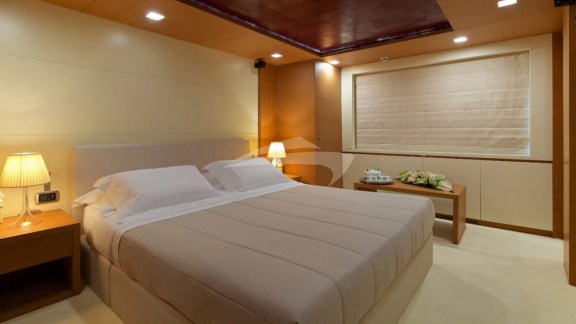 Convertible Cabin & Playroom