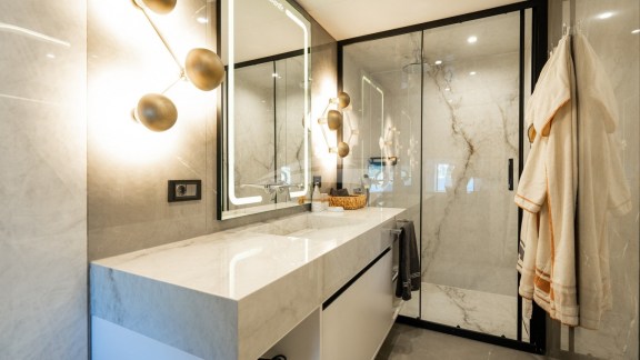 Image of NORTH WIND yacht #19