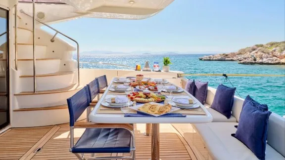 Image of LADY L yacht #11