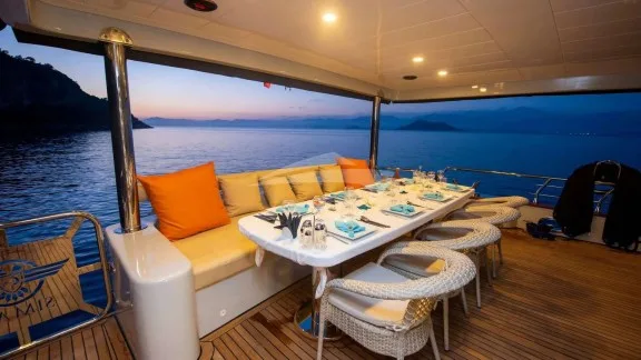Image of SIMAY M yacht #3