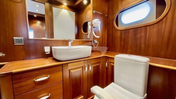 Image of QUESTA VITA yacht #3