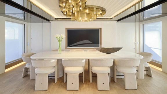 Main Deck Dining