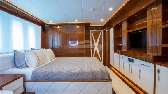 Guest Cabin