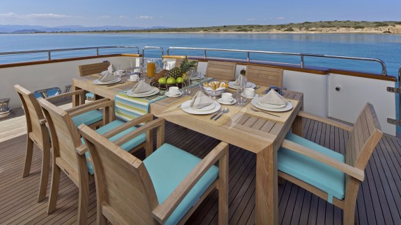 Image of HELIOS yacht #4