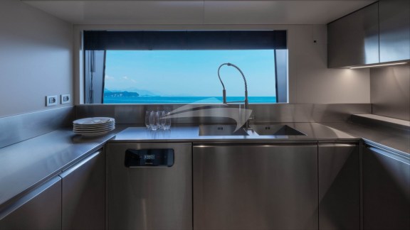 Image of FIFI yacht #18