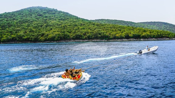 Image of MYSTIQUE yacht #18