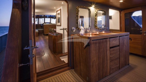 Image of LA FENICE yacht #6