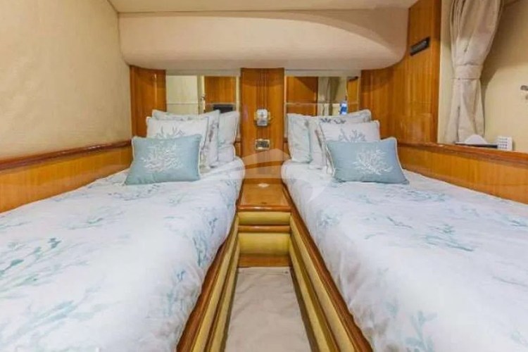 Twin Cabin