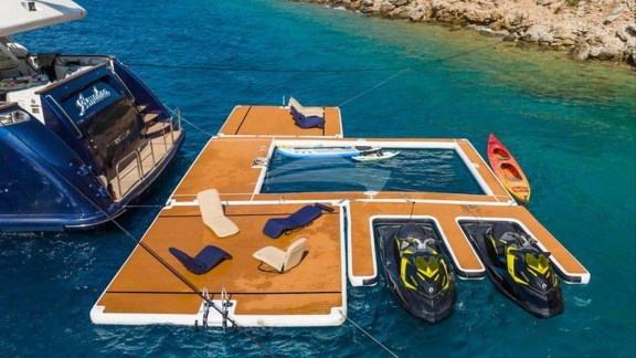 Water Toys and Floating Pool