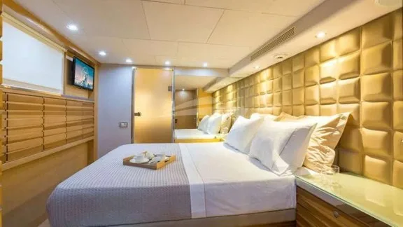 Guest Cabin