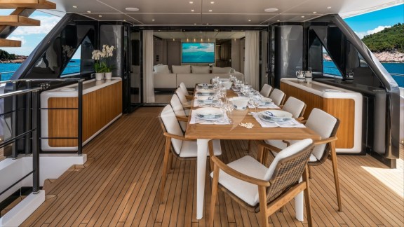 Image of FIFI yacht #17