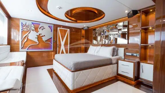 Master Cabin