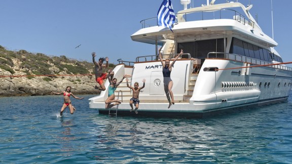 Image of MARTINA yacht #18