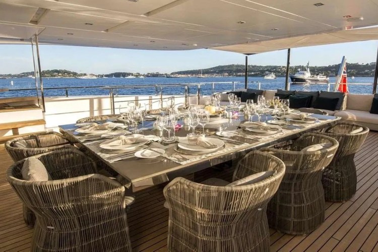Upper Deck Aft Dining