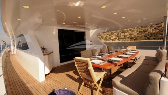 Aft Deck Dining