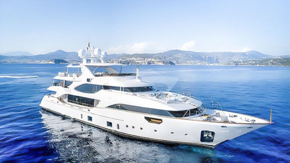 Image of NELA yacht #2