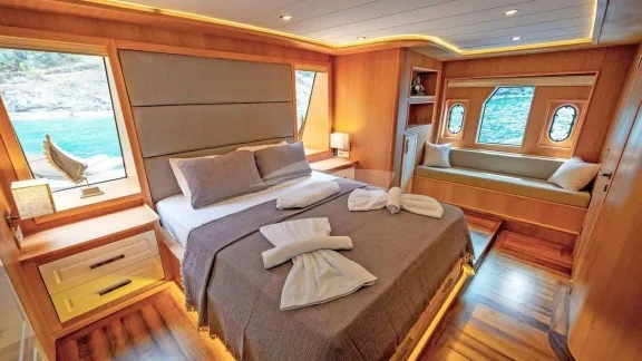 Image of SIMAY M yacht #6