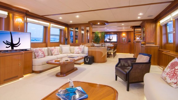 Image of SUNCOCO yacht #3