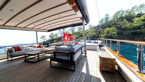 Image of CAUSTIC yacht #18