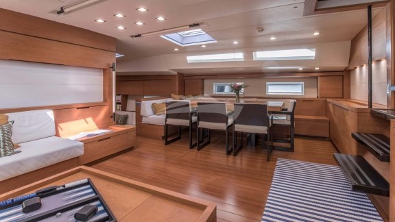 Main deck seating area and dining