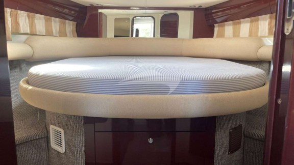 Image of SALT yacht #6