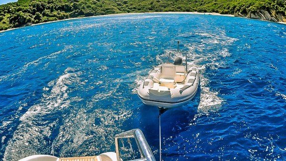 Image of MYSTIQUE yacht #22