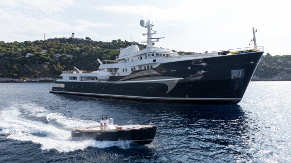 Image of LEGEND yacht #20