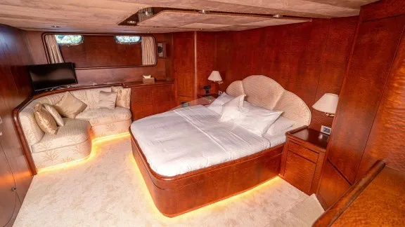 Image of BLUES yacht #11