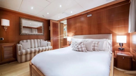 Image of BENIK yacht #7