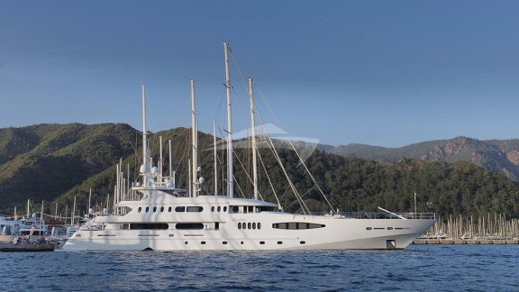 Image of QUEEN MARE yacht #2