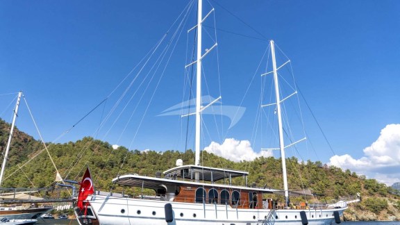 Image of CAUSTIC yacht #4